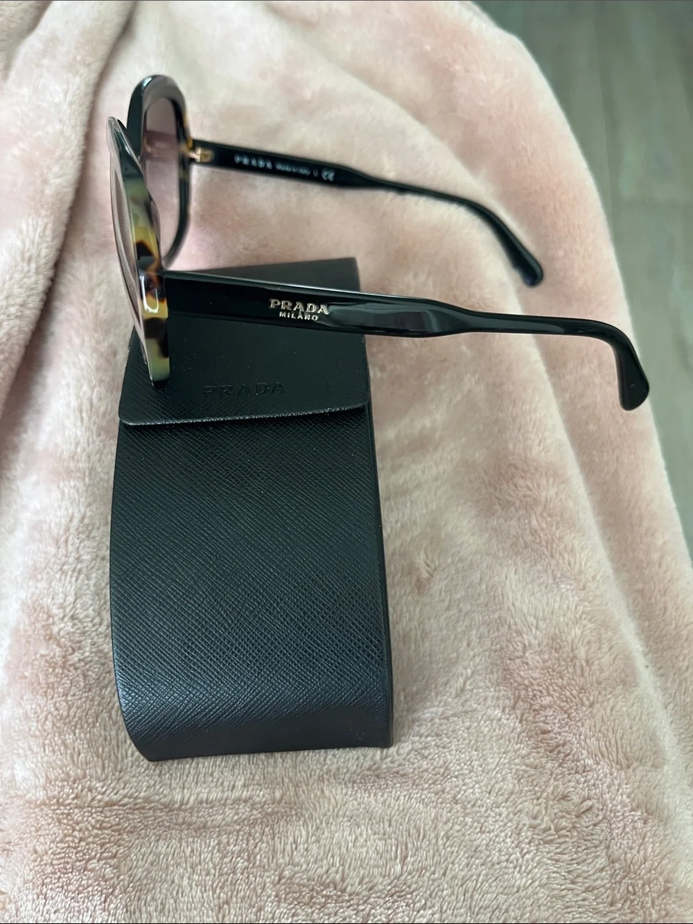 Prada women sunglasses